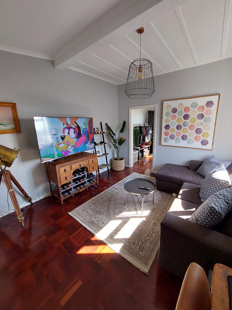 1 Bedroom Property for Sale in Camps Bay Western Cape